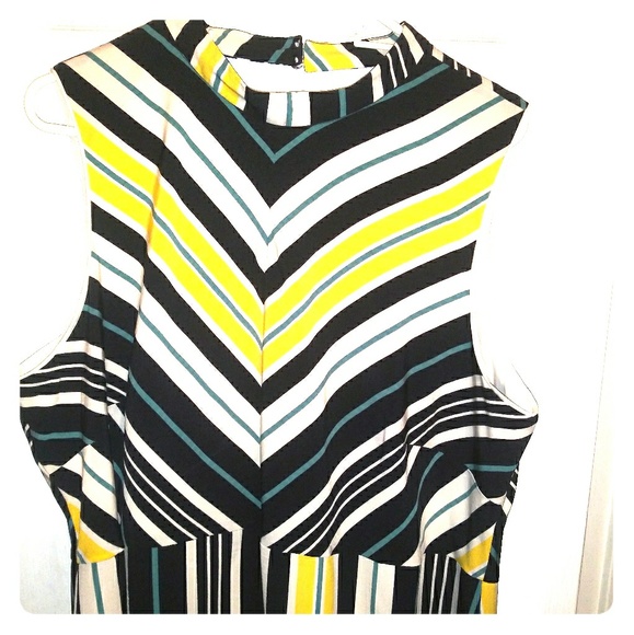 Dress mid length yello black and white - Picture 1 of 4